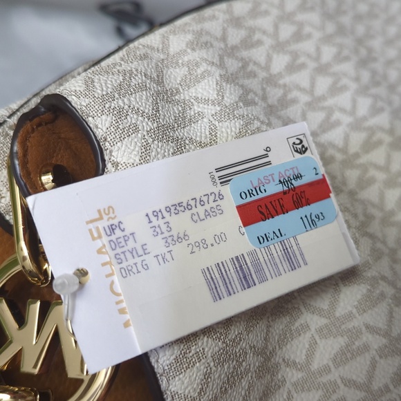 023 - NWT MICHAEL KORS shoulder bag! 💕 - Picture 8 of 13